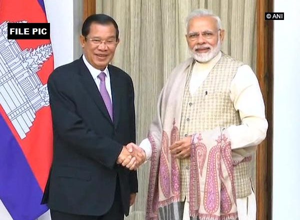 World News | PM Modi Holds Virtual Meet with Cambodian Counterpart, Highlights Historical, Civilizational Links