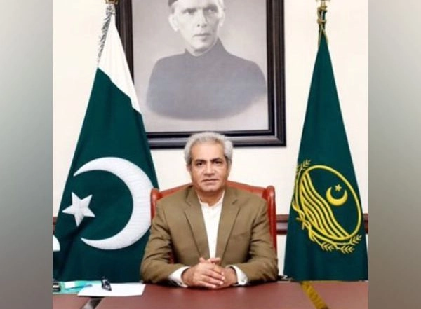 World News | Pakistan: Former Punjab Governor Cheema 'refuses' to Step Down from Office