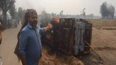 India News | Punjab: School Bus Catches Fire in Gurdaspur, Two Students Injured