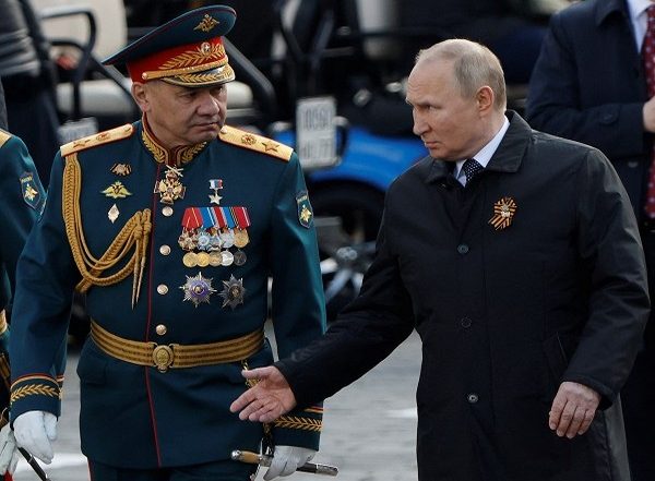 World News | Putin Defends Military Action in Ukraine at Russia's Victory Day Parade