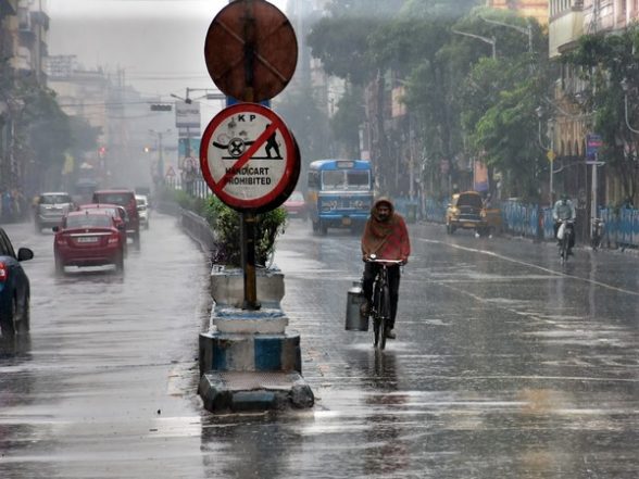 Cyclone Asani Update: Severe Cyclonic Storm Asani To Recurve Away From Coast Tomorrow, Says IMD - Vimarsana News