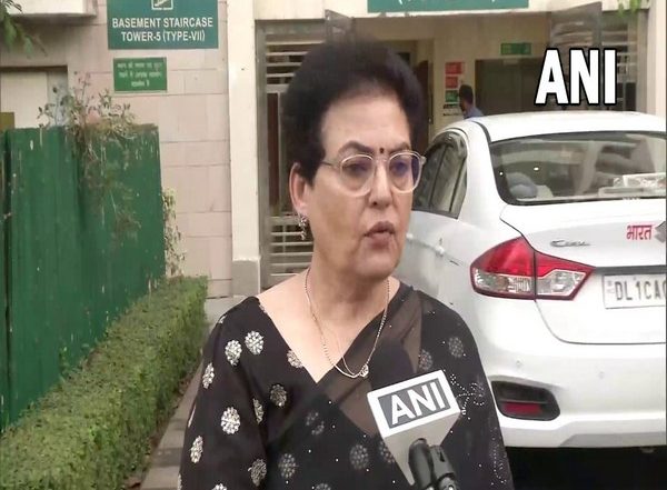 India News | Kolkata Model Suicide: NCW Writes to Kolkata Police to Take Appropriate Action