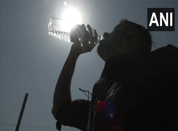 Delhi Weather Update: National Capital Witnesses Scorching Heat With Temperature Above 47 Degrees Celsius Today