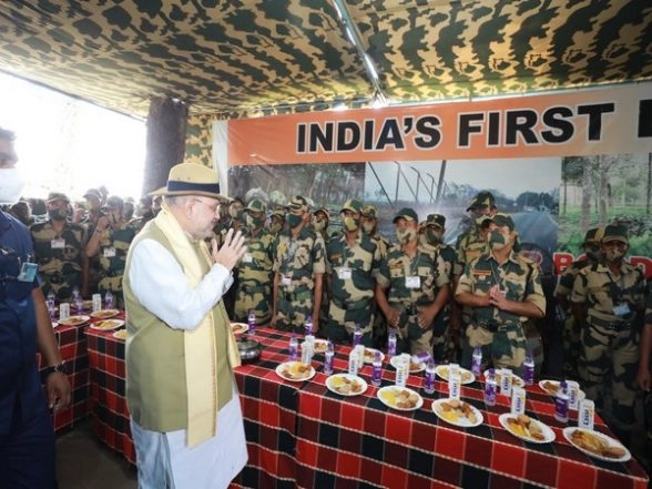 Amit Shah Visits Border out Post in West Bengal’s Cooch Behar, Inspects Teen Bigha Corridor