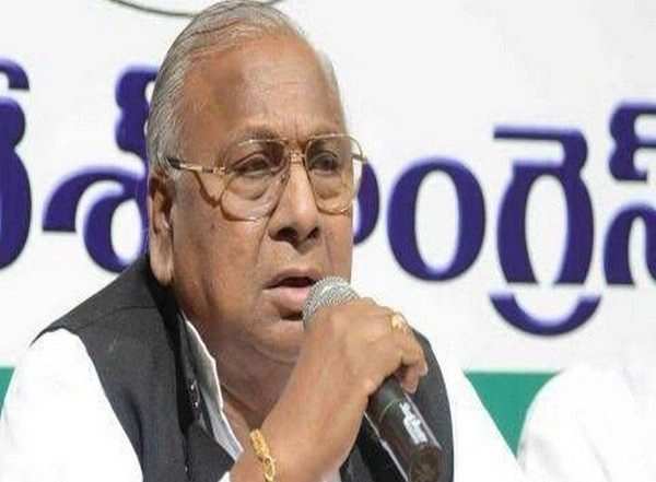 India News | If Speaking Against Veer Savarkar is Antinational, then Put Me Behind Bars: Congress Leader