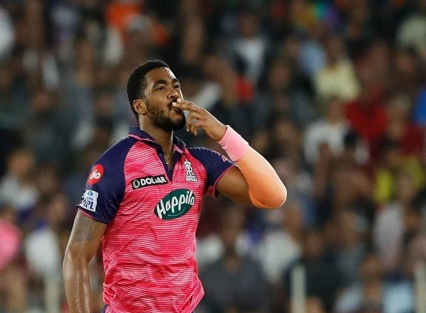 Sports News | IPL 2022: Sangakkara Hails RR's McCoy for 'superb Commitment'