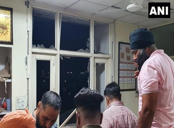 India News | Role of Pakistan Based Terrorists Suspected in Mohali Blast: Sources