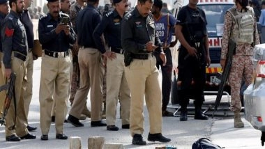 World News | Explosion in Pakistan's Karachi Leaves 13 Injured