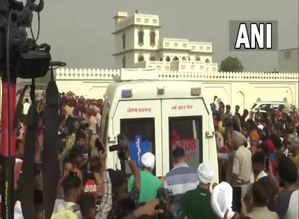 Sidhu Moose Wala Murder: Family Takes Punjabi Singer’s Body Home Post Autopsy From Mansa Civil Hospital