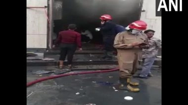 India News | Delhi: One Staff Member Dies in Fire at Banquet Hall