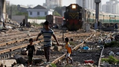 World News | Pak-Iran Freight Train Service Halts After 5 Bogies Derail Due to Dilapidated Tracks