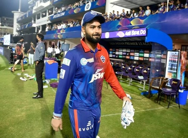 India News | Rishabh Pant Cheque Bounce Case: Delhi Court Notice to Mumbai Jail to Produce Accused