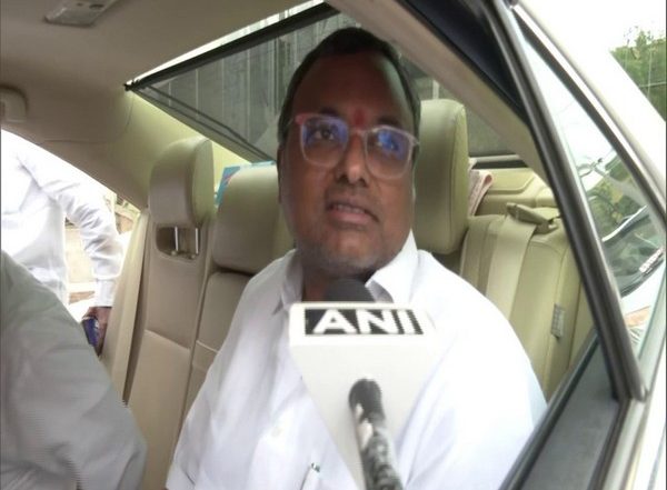 India News | Test Match Takes Place for 5 Days, This is Only Day 3: Karti Chidambaram Arrives at CBI HQ