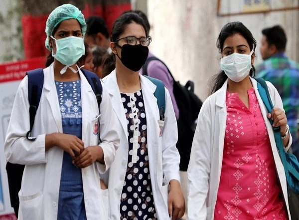 Ukraine-Returned Medical Students Stage Protest in Delhi, Seek Admission in Indian Medical Colleges