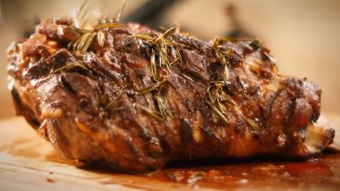 National Roast Leg of Lamb Day 2022 in United States: Easy Garlic and Herb Leg of Lamb Recipe To Try at Home! Watch Video