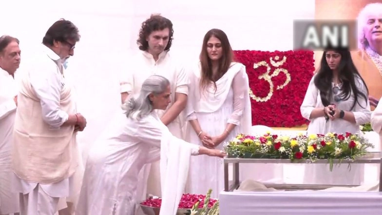 Amitabh Bachchan and Jaya Bachchan Pay Homage to Santoor Legend Shivkumar Sharma