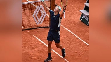 Sports News | French Open 2022: Tsitsipas Knocked Out, Kudermetova to Face Kasatkina in QF