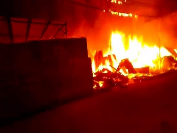 India News | Fire Breaks out at Furniture Warehouse in Delhi's Bhalswa Area - Vimarsana News