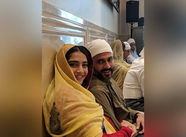 Entertainment News | Soon-to-be Parents Sonam Kapoor, Anand Ahuja Celebrate Six Years of Togetherness