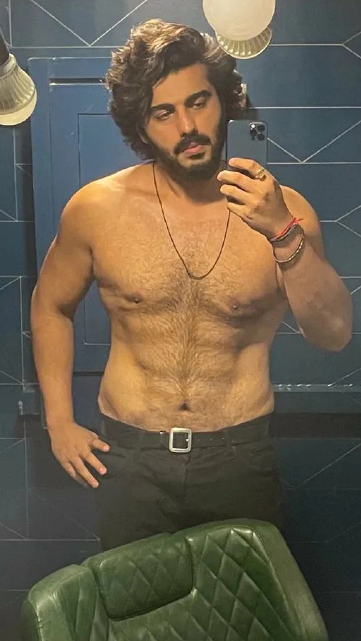 Arjun Kapoor Birthday: Sexy Pics of the Bollywood&rsquo;s Heartthrob!