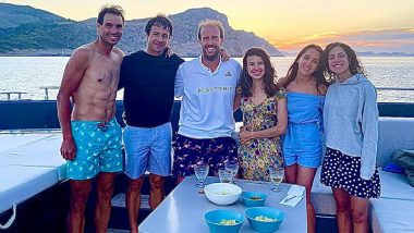 Rafael Nadal Flaunts His Abs While Sharing Holiday Picture With Family and Friends (See Pic)
