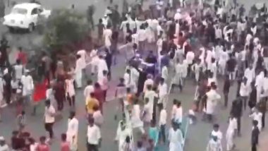 Prophet Remark Row: Huge Crowd Gathers at Howrah in Protest over Suspended BJP Leader Nupur Sharma’s Controversial Remarks (Watch Video)
