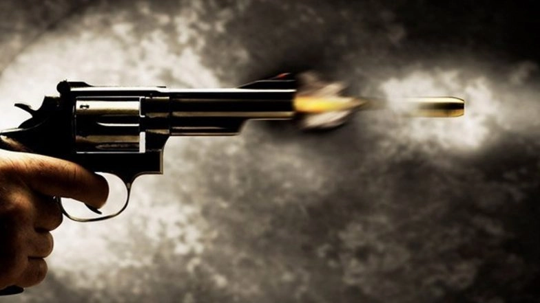 UP Shocker: Ex-Army Man Shoots Son in Hathras for Trying To Bring Peace Between Warring Parents, Accused Arrested