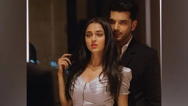 Entertainment News | Karan Kundrra Showers Birthday Love on His 'princess' Tejasswi Prakash, Shares Pictures of Birthday Celebration