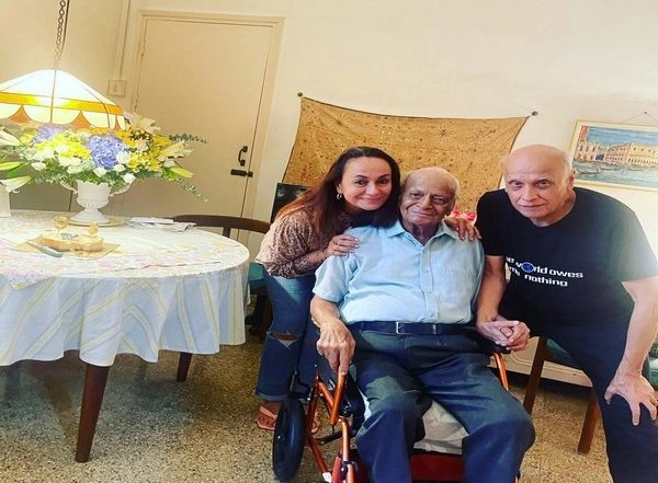 Entertainment News | Soni Razdan Wishes Her 'Darling Dad' on His Birthday