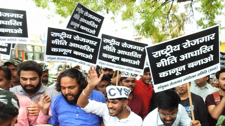 Agnipath Recruitment Row: Aam Aadmi Party’s Student Wing, Others Protest at ITO Metro Station in Delhi