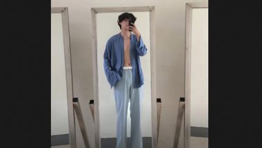 BTS' V aka Kim Taehyung Is Almost Shirtless in New Mirror Selfie, ARMY Cannot Contain Their Excitement Seeing Latest Thirst Trap (View Pic)