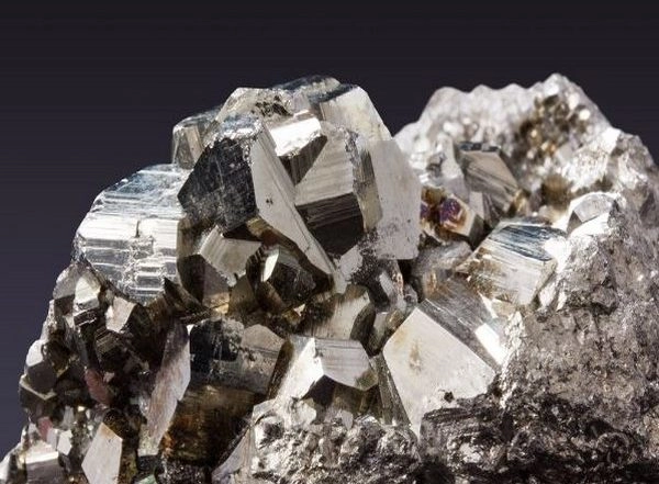 Science News | Research Finds Stronger Alloys Are on Horizon