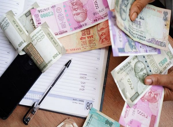 Business News | Rupee Hits Fresh Record Low on Inflationary Concerns, High Crude Prices