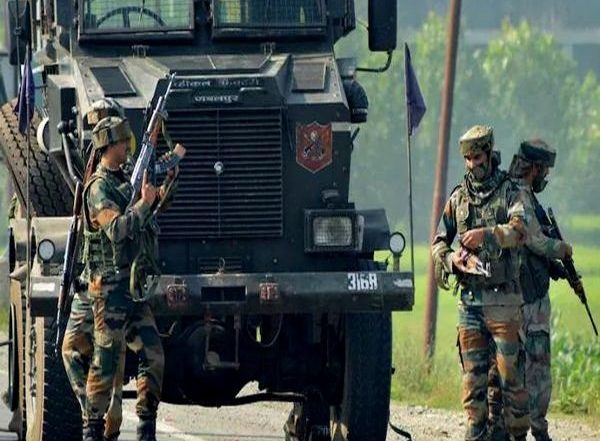 India News | Three Soldiers Injured in a Blast at J-K's Shopian