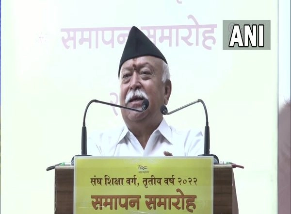India News | RSS Chief Lauds India's 'balanced Approach' in Russia-Ukraine Conflict