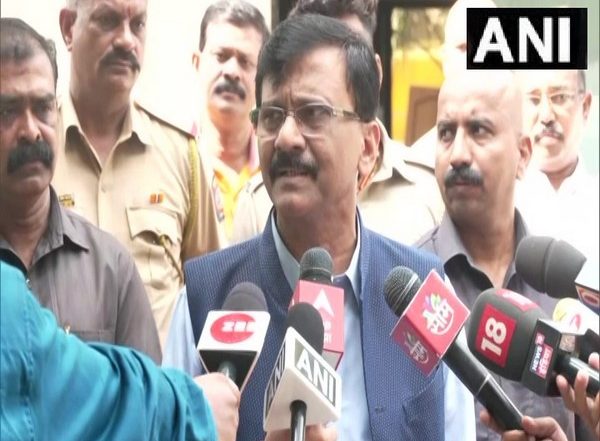 India News | Raut Claims Support of 21 Rebel Sena MLAs, Says Uddhav to Return to Varsha Bungalow 'very Soon'