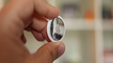 Tech News | Apple Could Launch Second Generation AirTag Model, Says Analyst
