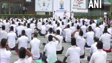 India News | J-K: Indian Army Personnel Perform Yoga at 13,000 Ft on 8th International Yoga Day