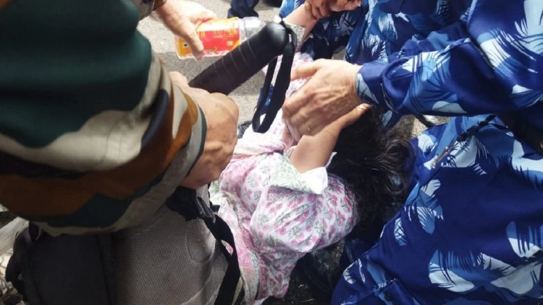 Delhi: Mahila Congress Leaders Detained Over Protests