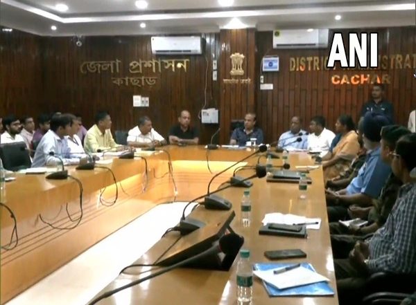 India News | Assam CM Sarma Holds Review Meet on Flood Situation, Rescue Operations in State