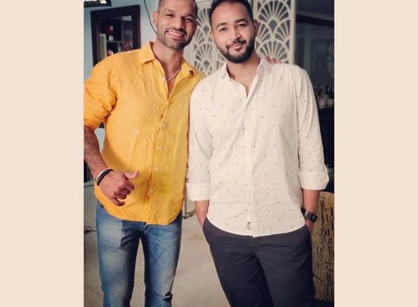 Business News |  Shubham Mathur Productions 'Red Notice' Netflix Trailers with Shikhar Dhavan and Kareena Kapoor Have Become a Hit with Film Fans