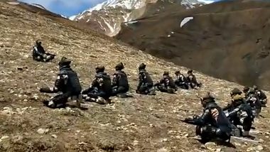 International Yoga Day 2022: ITBP Jawans Perform Yoga at an Altitude of 17,000 Feet, Dedicate a Special Song