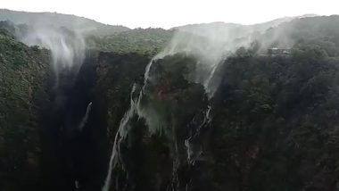 Jog Falls Witness Reverse Pumping of Water As Monsoon Arrives in Karnataka; Watch Video