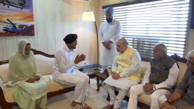 Sidhu Moose Wala Murder: Late Singer's Family Meets Home Minister Amit Shah in Chandigarh (Watch Video)