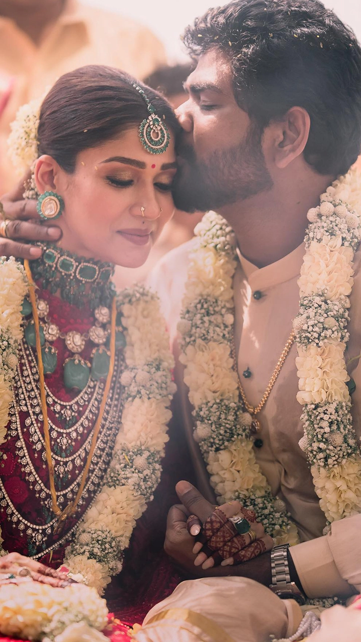 Nayanthara and Vignesh Shivan Wedding Photos Are Straight Out of a Fairy Tale