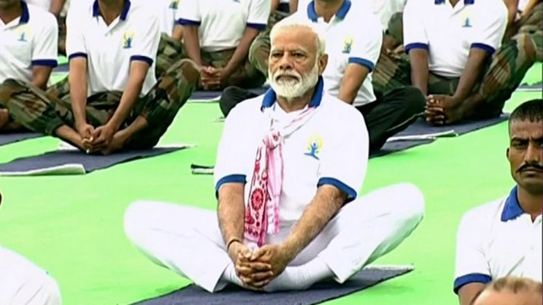  Bhikkhu Sanghasena and Marcus Vinicius Rojo Rodrigues to Be Awarded PM Yoga Awards 2021