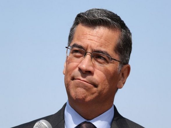 World News | US Health Secretary Tests Positive for COVID-19, Second Time in a Month - Vimarsana News