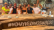 Lionel Messi Spends Summer Vacation with Family And Friends; Wife Antonela Roccuzzo Posts IG Photo