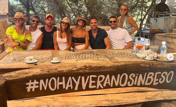 Lionel Messi Spends Summer Vacation with Family And Friends; Wife Antonela Roccuzzo Posts IG Photo