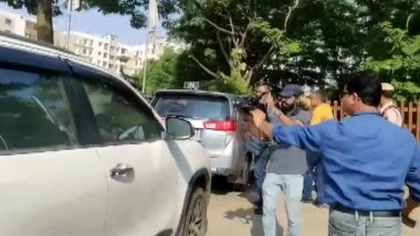 Maharashtra Political Crisis: Three More Rebel MLAs From Shiv Sena Reach Radisson Blu Hotel in Guwahati (Watch Video)